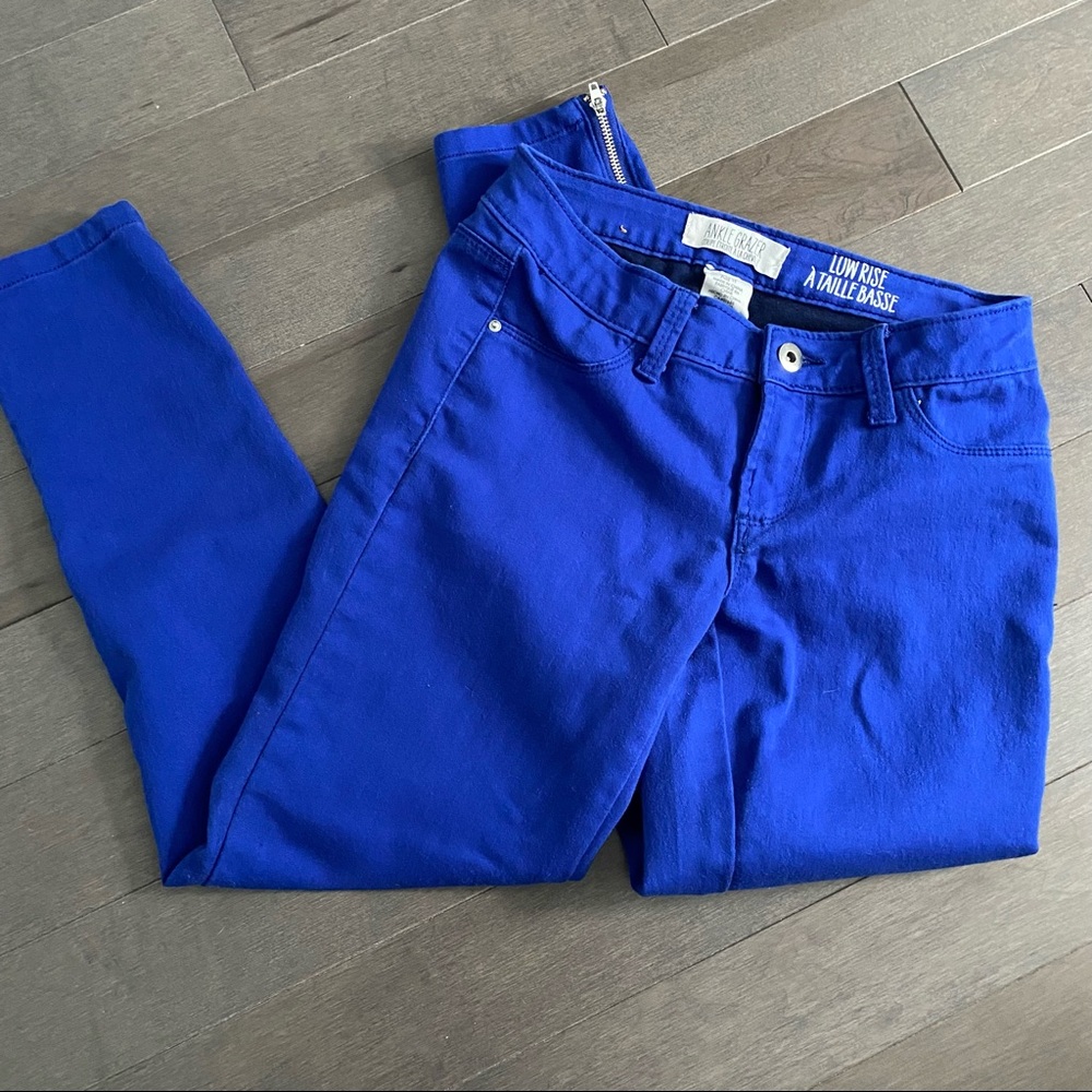 Indigo Blue Stretchy Capri Jeans Size XS
